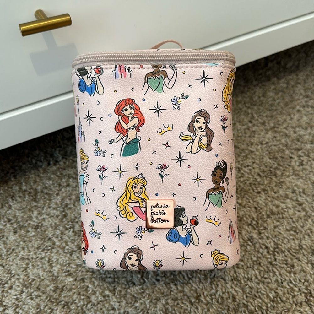 Petunia Pickle Bottom BRAND NEW insulated Bottle Bag! DISNEY PRINCESS